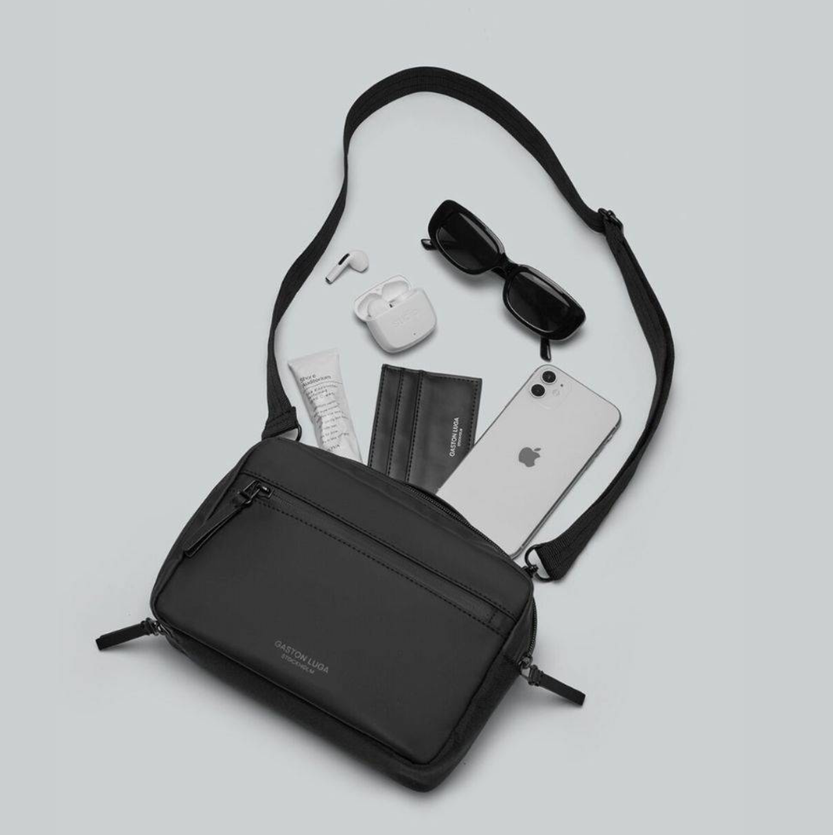Bandolera Dash Negro Gaston Luga